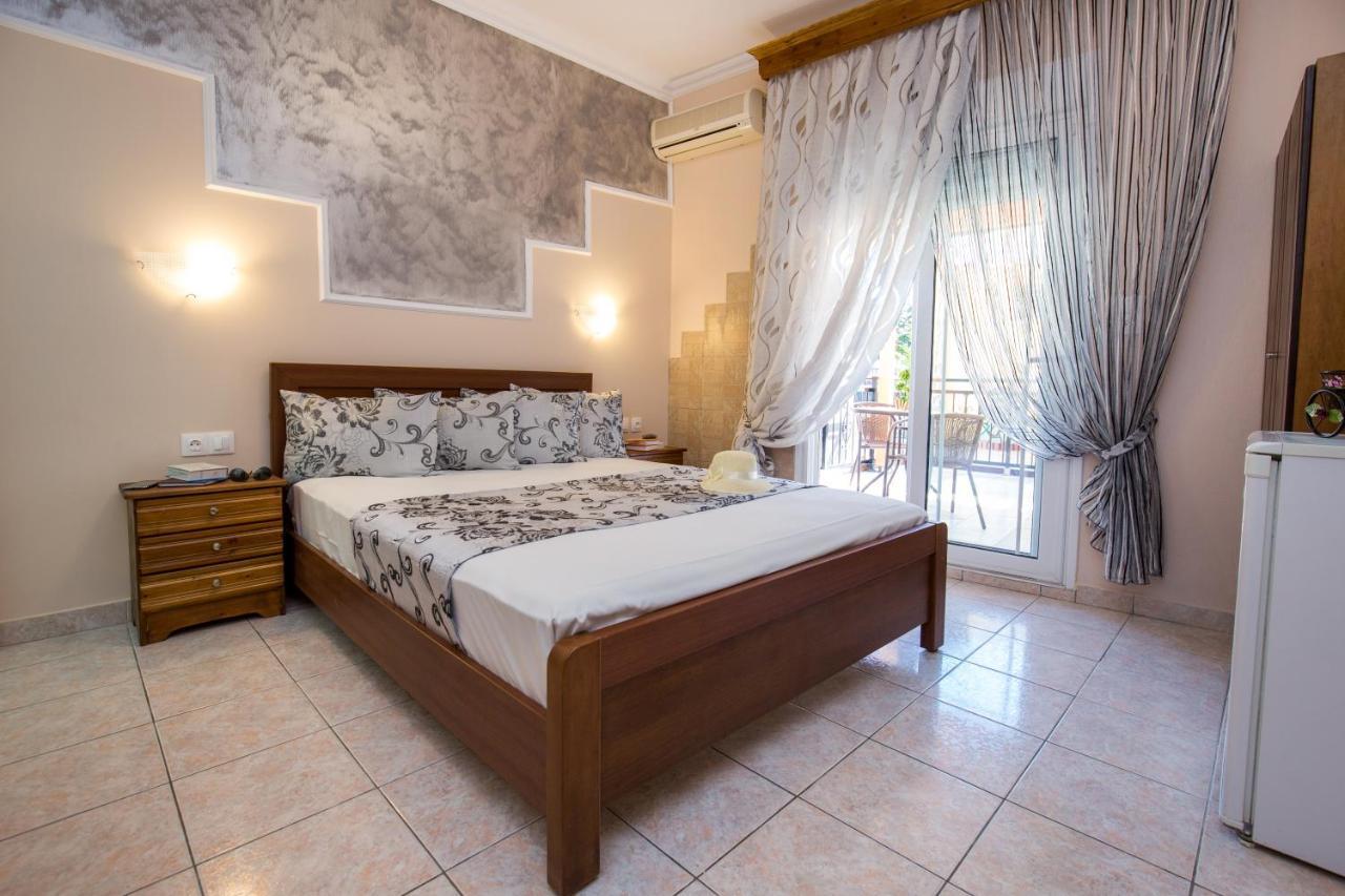 Markos 2 Potos Exterior photo